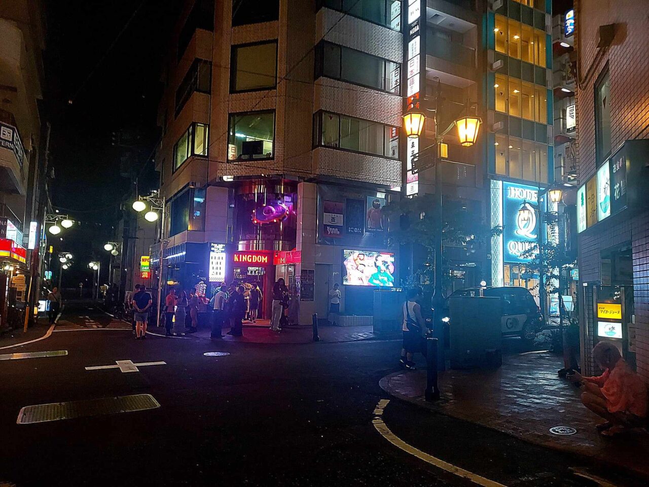 新宿二丁目:夜のお出かけに欠かせない5つのアドバイス 5 Essential Tips Picture 2