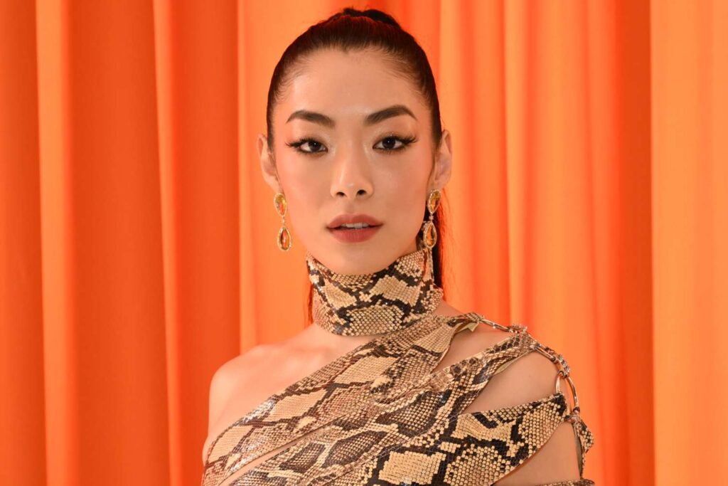 Rina Sawayama tout 092823 58f0e29b8d8c4375871745381bccd70e