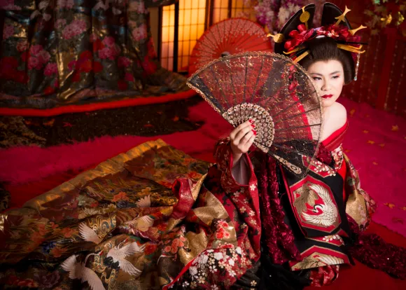 Crossdressing in Japan: All You Need To Know 9 415