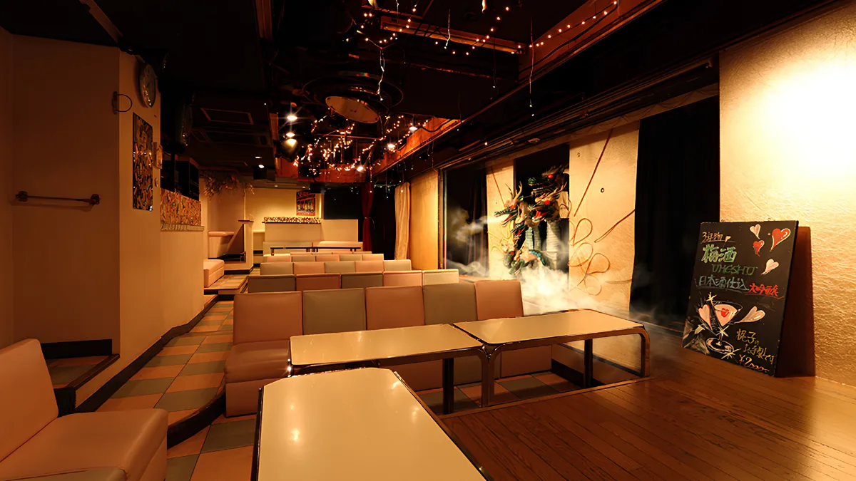 Best Gay Bars in Kyoto: LGBTQ+ Nightlife Guide 21 Calcium House