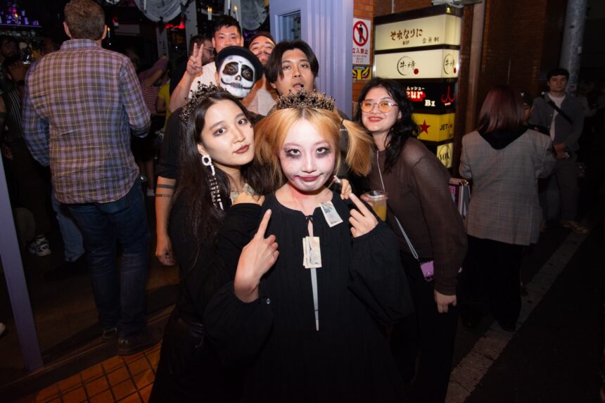 halloween japan Large